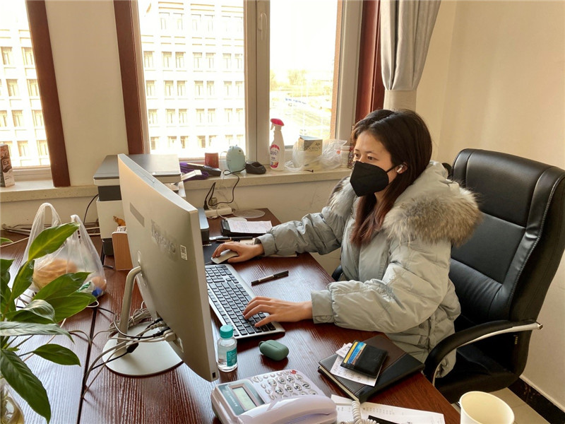 让党旗飘扬在战斗一线 球友会·千亿球友会(中国)官方网疫情防控复工复产侧记（三）